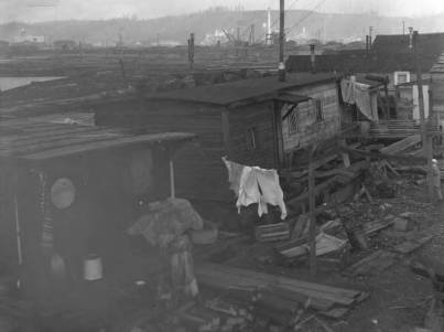 Richards_Studio_A70372