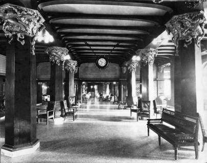 Sled.General_Photograph_Collection_G311007