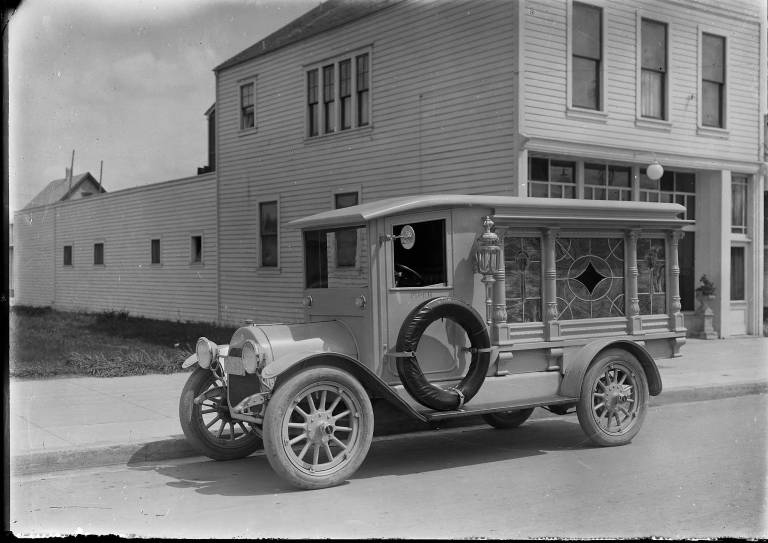 Amzie_D_Browning_Collection_BROWNING120